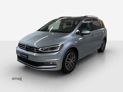Oyster silver metallic Gebraucht 2025 VW Touran Comfortline Van / Kleinbus | CHF 40’490 (Etwas zu teuer)