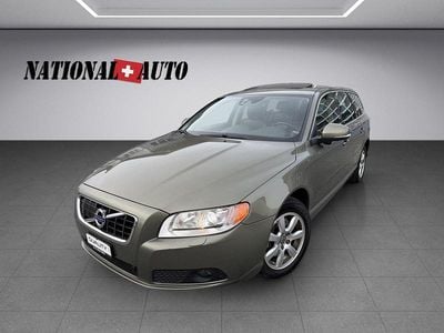 Gebraucht Volvo V70 Summum 163 PS (119 kW) 2011 Kombi