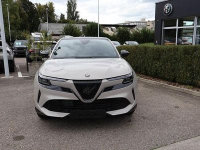 Neu 2025 Alfa Romeo Junior SUV | CHF 39’090 (Fairer Preis)