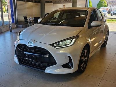 Neu 2025 Toyota Yaris Hybrid Premium Limousine | CHF 24’900