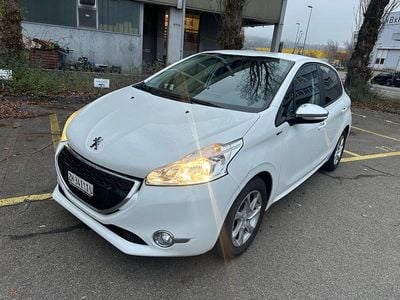 Gebraucht 2014 Peugeot 208 Active Kleinwagen | CHF 3’990 (Guter Preis)