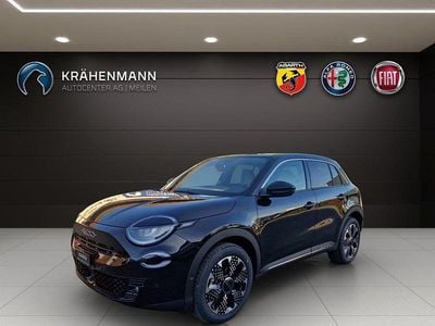 Neu Fiat 600 La Prima 101 PS (74 kW) 2025 Schwarz Limousine