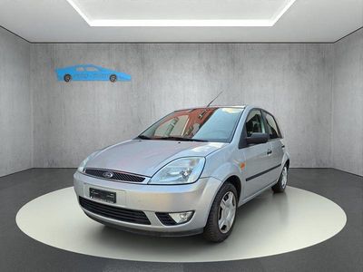 Gebraucht Ford Fiesta Trend 101 PS (74 kW) 2004 Kleinwagen