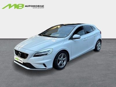 Gebraucht Volvo V40 Momentum 190 PS (139 kW) 2016 Weiss Kombi