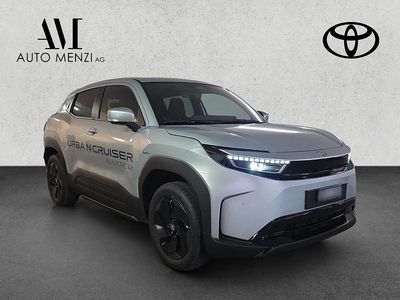 Neu Toyota Urban Cruiser Trend 135 kW (184 PS) 2025 Silber SUV