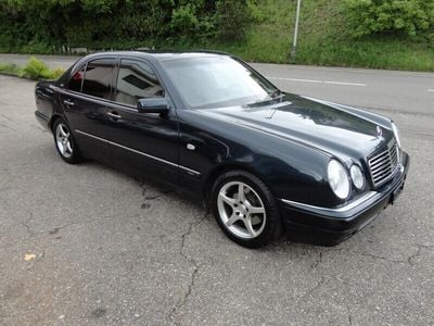 Gebraucht 1996 Mercedes E320 Avantgarde | CHF 9’990