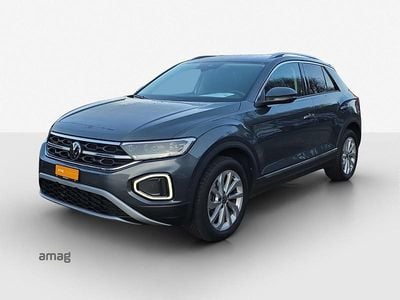 Indium grey metallic Gebraucht 2024 VW T-Roc Style SUV | CHF 33’490 (Fairer Preis)