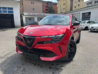 Neu Alfa Romeo Junior 136 PS (100 kW) 2025 SUV