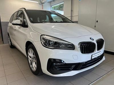 Weiss Gebraucht 2020 BMW 220 Gran Tourer Sport Line Van / Kleinbus | CHF 24’500 (Etwas zu teuer)