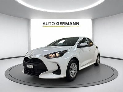 Neu Toyota Yaris Hybrid Comfort 116 PS (85 kW) 2025 Weiss Limousine
