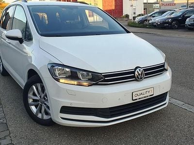 Gebraucht 2016 VW Touran Comfortline Van / Kleinbus | CHF 14’990 (Teuer)