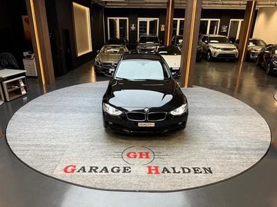 Schwarz Gebraucht 2014 BMW 320 Sport Line Kombi | CHF 17’900 (Teuer)