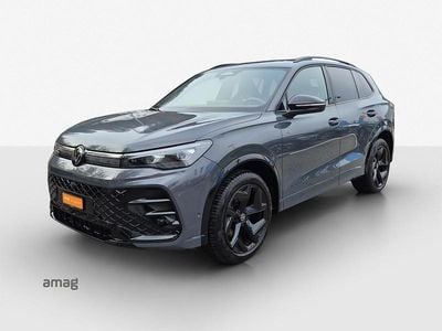 Gebraucht VW Tiguan R-line 193 PS (141 kW) 2024 Delfingrau metallic SUV