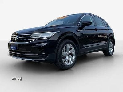 Deepblack perleffekt Gebraucht 2024 VW Tiguan Elegance SUV | CHF 32’990 (Superpreis)