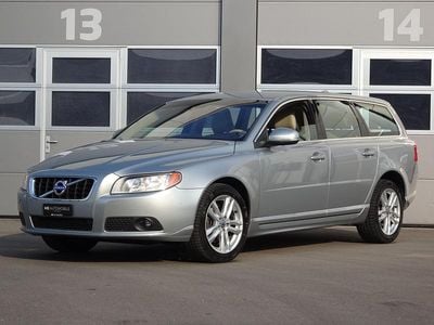 Gebraucht 2013 Volvo V70 Momentum Kombi | CHF 12’900