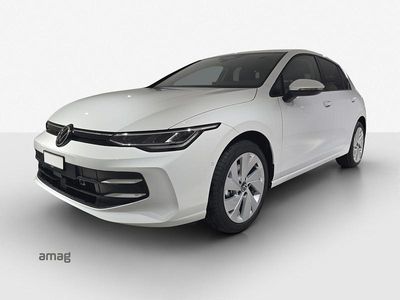 Pure white uni Gebraucht 2025 VW Golf VIII United Limousine | CHF 31’900 (Etwas zu teuer)