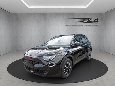 Gebraucht 2024 Fiat 600E Red SUV | CHF 30’900 (Guter Preis)