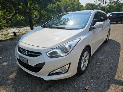Gebraucht 2012 Hyundai i40 Premium Kombi | CHF 12’997 (Teuer)