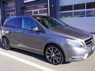 gebraucht Mercedes B220 4Matic 7G-DCT