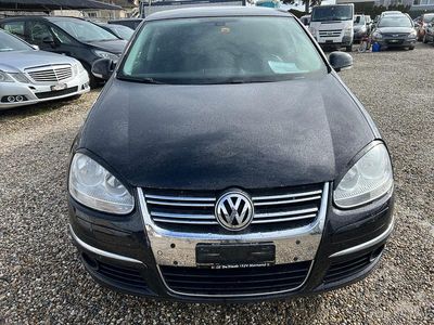 Gebraucht VW Jetta Highline 122 PS (89 kW) 2009 Limousine