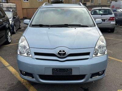 Gebraucht 2005 Toyota Corolla Verso Sol Van / Kleinbus | CHF 2’900 (Etwas zu teuer)