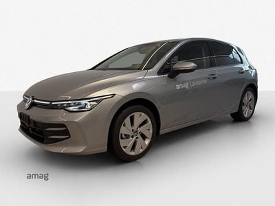 Oyster silver metallic Gebraucht 2025 VW Golf VIII Life Limousine | CHF 35’900 (Etwas zu teuer)