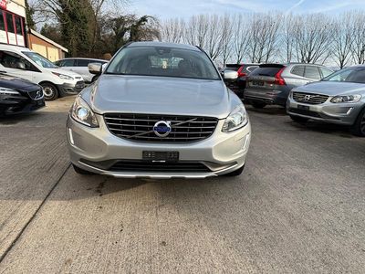 Gebraucht 2015 Volvo XC60 Summum SUV | CHF 12’900 (Etwas zu teuer)