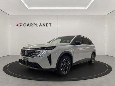 Neu Peugeot 5008 Allure Premium 145 PS (106 kW) 2025 Weiss SUV