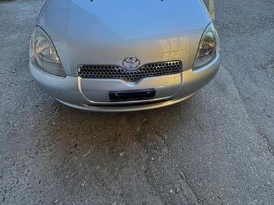 Gebraucht Toyota Yaris Terra 68 PS (50 kW) 1999
