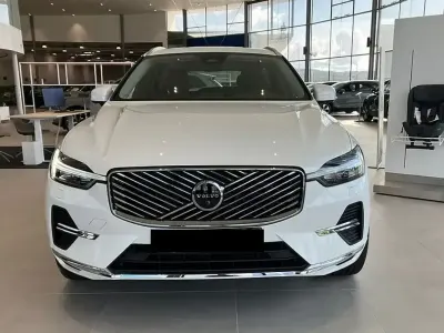 Neu (2026) Volvo XC60 Plus 349 PS
