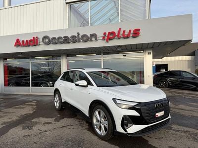 Weiss Gebraucht 2023 Audi Q4 e-tron Comfort SUV | CHF 37’890 (Etwas zu teuer)