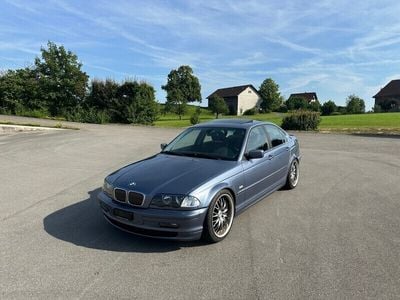 Gebraucht 2001 BMW 330 | CHF 3’600