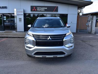 Grau Gebraucht 2023 Mitsubishi Outlander SUV | CHF 54’900