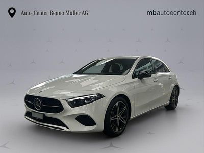 Weiss Neu 2025 Mercedes A200 Night Limousine | CHF 46’500 (Teuer)