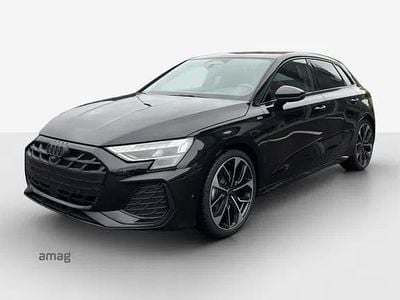 Mythosschwarz metallic Neu 2026 Audi A3 Attraction Limousine | CHF 51’500 (Etwas zu teuer)