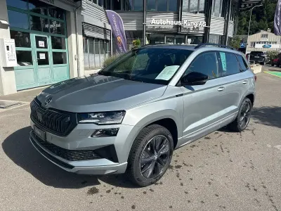 Neu (2026) Skoda Karoq Dynamic 190 PS | Fairer Preis