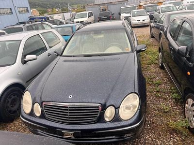 Gebraucht 2004 Mercedes E320 Avantgarde | CHF 1’999