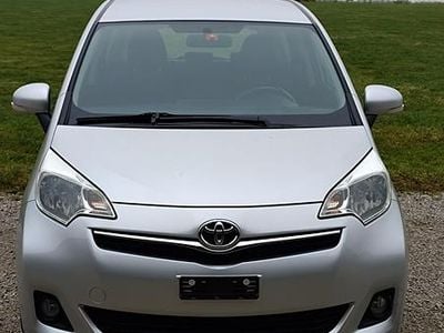 Gebraucht 2011 Toyota Verso-S Van / Kleinbus | CHF 5’500 (Fairer Preis)