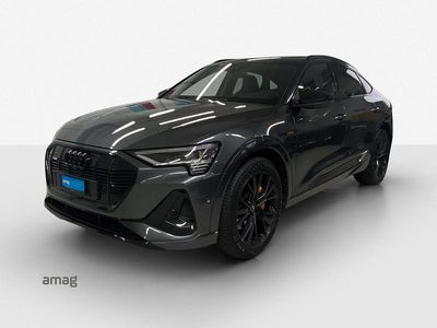 Daytonagrau perleffekt Gebraucht 2022 Audi e-tron Black Edition SUV | CHF 39’900 (Etwas zu teuer)