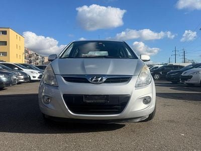 Gebraucht Hyundai i20 Style 101 PS (74 kW) 2012 Kleinwagen