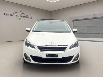 Gebraucht Peugeot 308 Access 125 PS (91 kW) 2013 Limousine