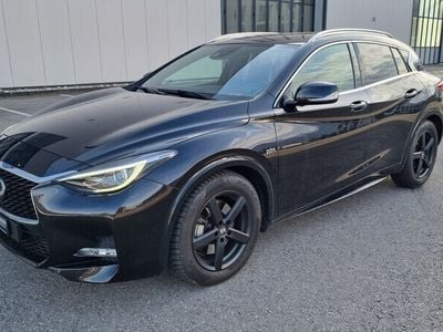 Gebraucht Infiniti Q30 Sport Tech 211 PS (155 kW) 2016 Schwarz Kleinwagen