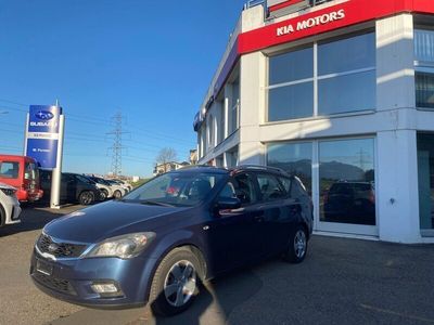 Blau Gebraucht 2011 Kia Ceed Classic Kleinwagen | CHF 2’300