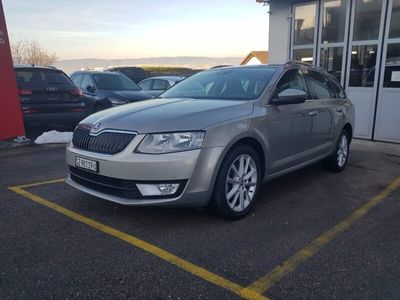 gebraucht Skoda Octavia Combi 2.0 TDI 150 Elegance 4x4