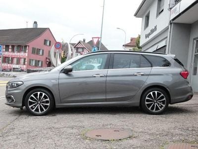 Grau Gebraucht 2017 Fiat Tipo Lounge Kombi | CHF 13’990 (Teuer)