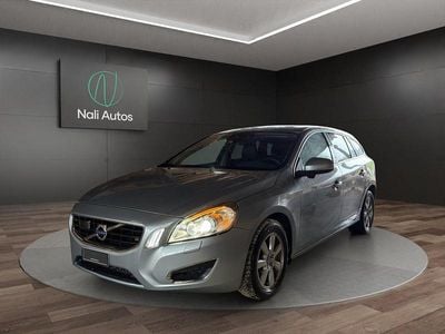 Gebraucht 2013 Volvo V60 Summum Kombi | CHF 9’999