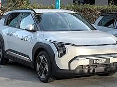 Weiss Neu 2025 Kia EV3 SUV | CHF 34’950