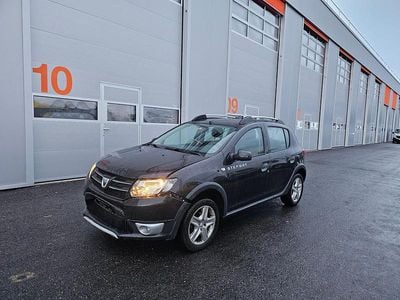 Gebraucht Dacia Sandero Lauréate 90 PS (66 kW) 2014