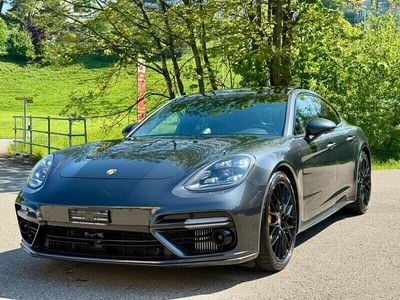 Porsche Panamera Turbo