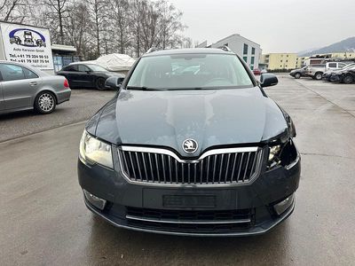 Gebraucht Skoda Superb Ambition 140 PS (102 kW) 2015 Kombi